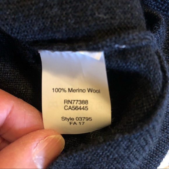 J Crew Merino wool v-neck sweater - Picture 4 of 4